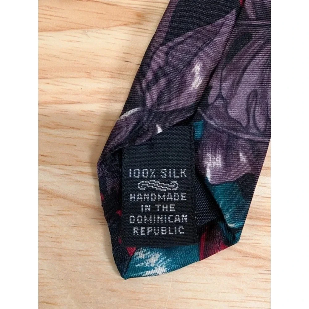 Claybrooke Mens Necktie 100% Silk Tropical Floral Navy Blue Burgundy Tie